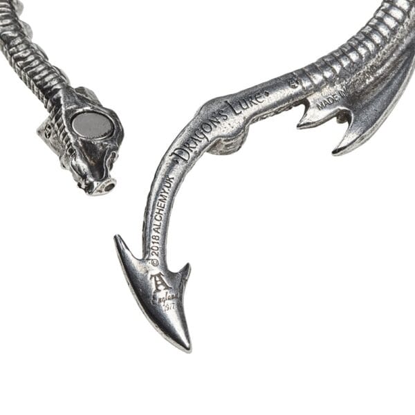 Vampfangs P829 dragons lure necklace